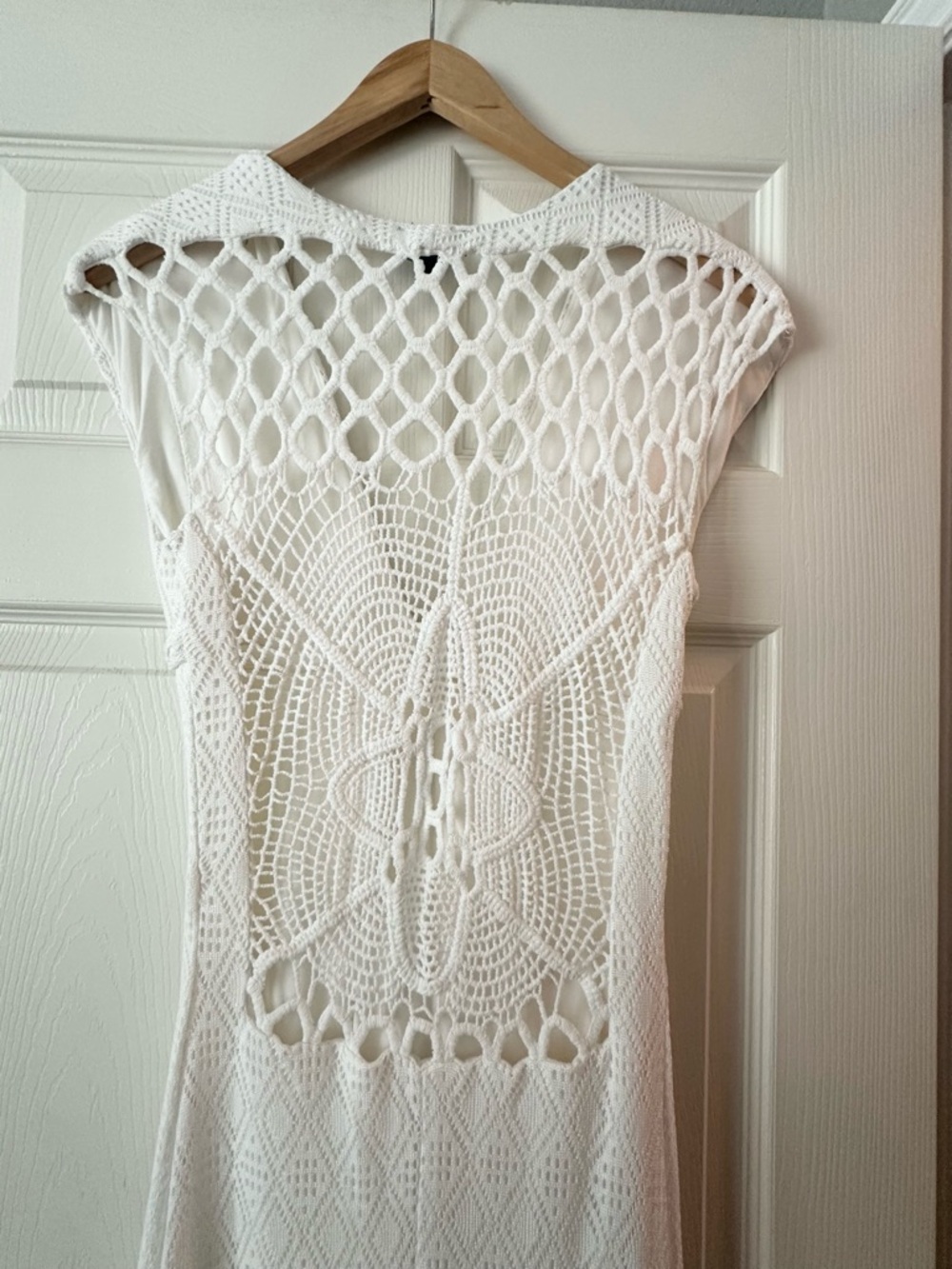 Sky | White Crochet Maxi Dress - Picture 2 of 3